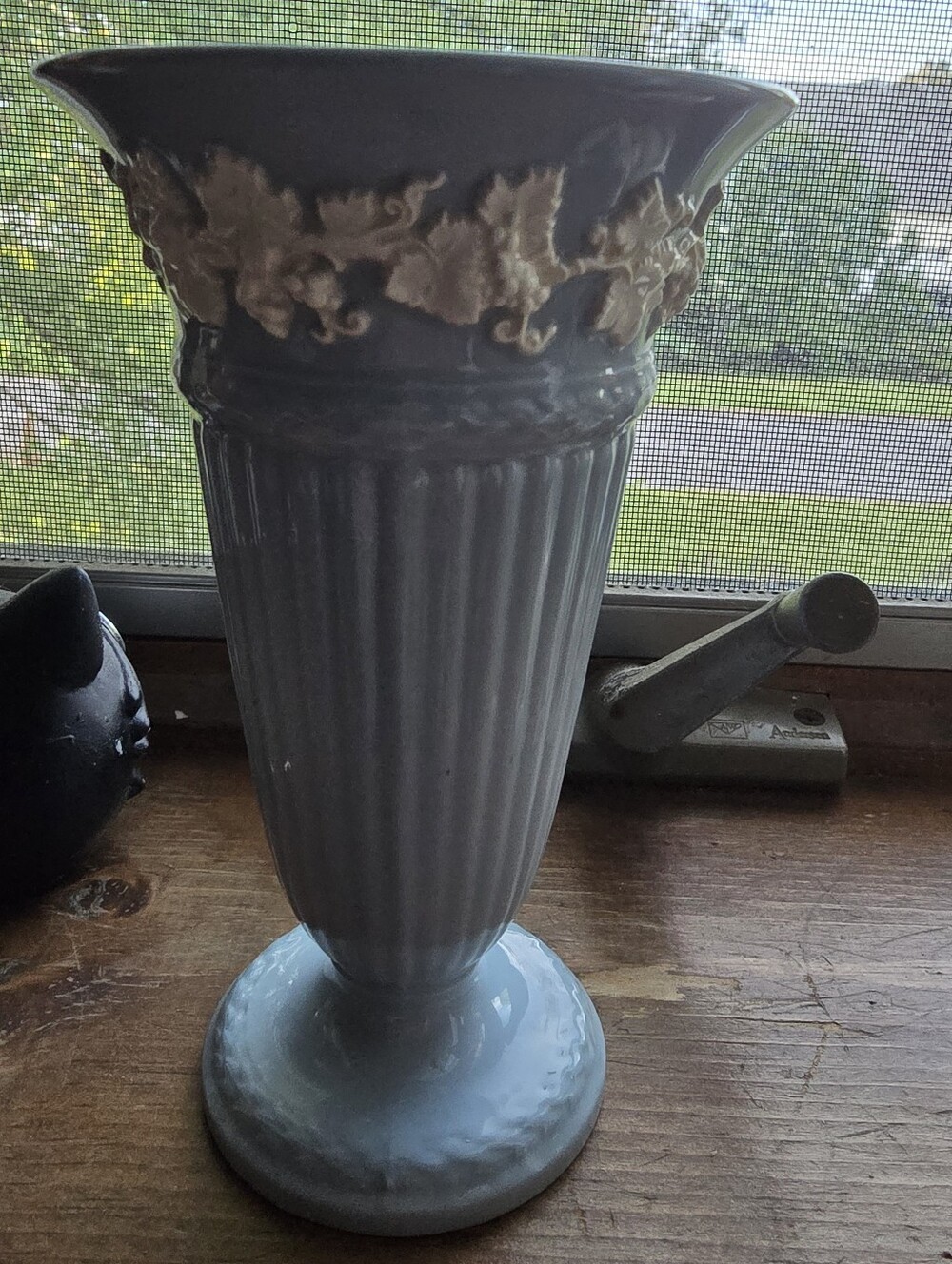 1970 Wedgwood Queensware 6 1/2" VASE Cream Color Embossed on Lavender Plain Edge